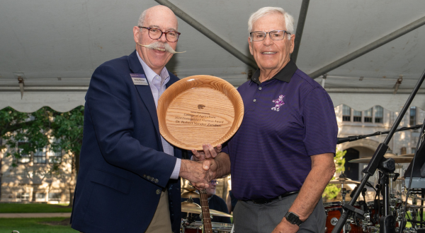 Distinguished Alumnus Award- Dr. Robert Vander Zanden